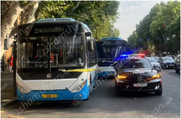 Երևանում «Zhongtong» մակնիշի քաղաքային ավտոբուսը վրաերթի է ենթարկել քաղաքային մեկ այլ ավտոբուսի վարորդին